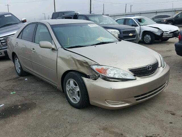 4T1BF32K22U539718 - 2002 TOYOTA CAMRY LE GOLD photo 1