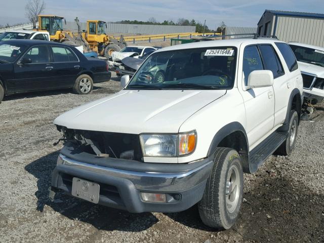 JT3GN86R9X0124626 - 1999 TOYOTA 4RUNNER SR WHITE photo 2