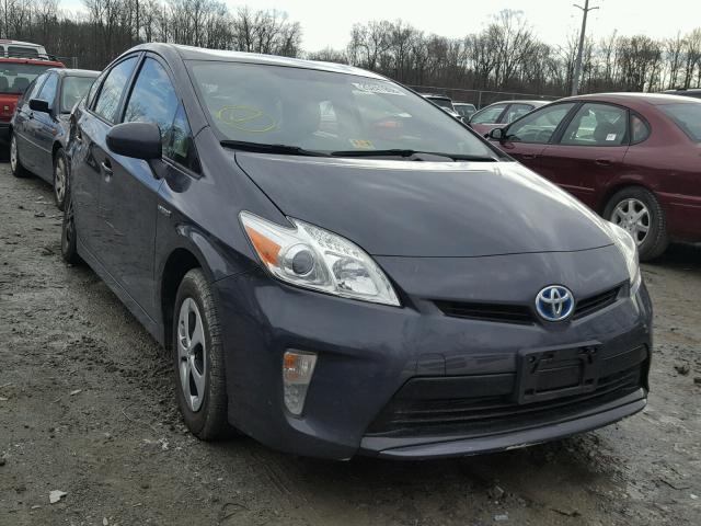 JTDKN3DU1D5572664 - 2013 TOYOTA PRIUS GRAY photo 1