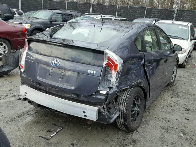 JTDKN3DU1D5572664 - 2013 TOYOTA PRIUS GRAY photo 4