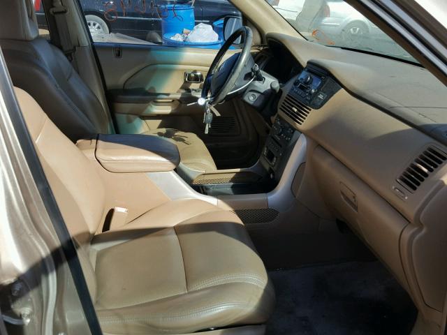 5FNYF18575B056453 - 2005 HONDA PILOT EXL TAN photo 5