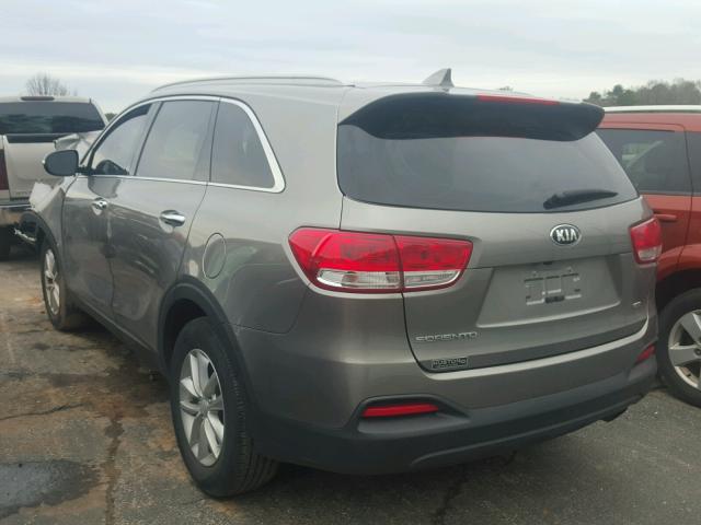 5XYPG4A31GG053238 - 2016 KIA SORENTO LX GRAY photo 3