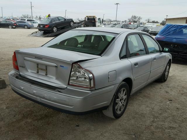 YV1TS592451405623 - 2005 VOLVO S80 2.5T SILVER photo 4