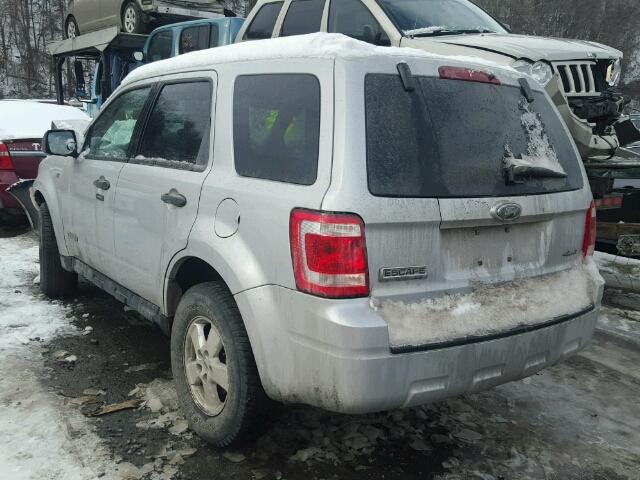 1FMCU93188KC16975 - 2008 FORD ESCAPE XLT SILVER photo 3