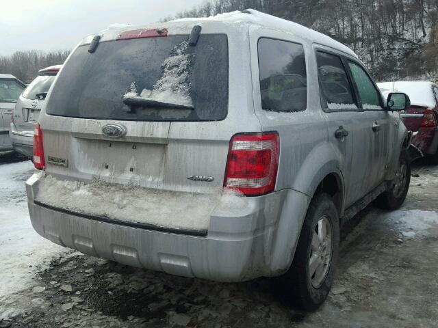 1FMCU93188KC16975 - 2008 FORD ESCAPE XLT SILVER photo 4