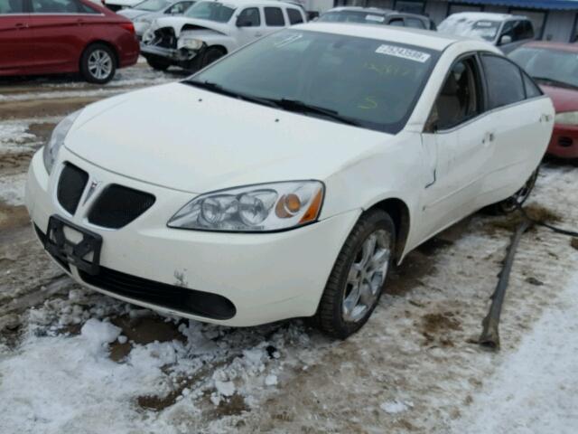 1G2ZG58BX74237544 - 2007 PONTIAC G6 BASE WHITE photo 2