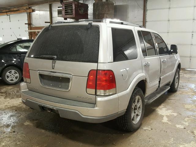 5LMEU78H43ZJ35004 - 2003 LINCOLN AVIATOR 银色 照片 4