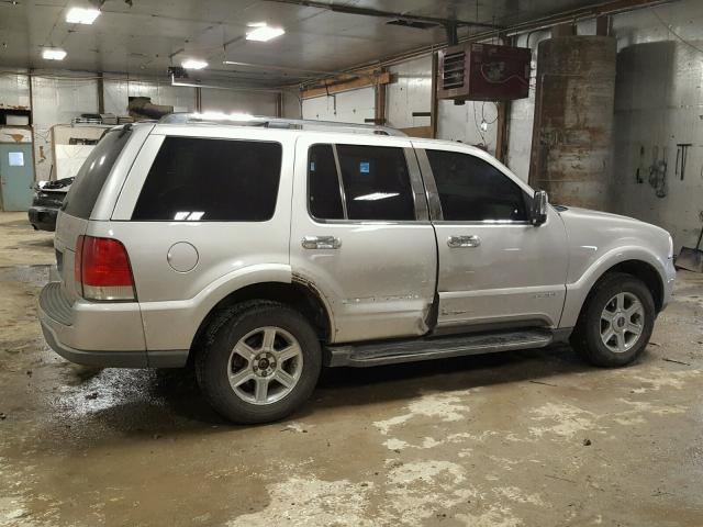 5LMEU78H43ZJ35004 - 2003 LINCOLN AVIATOR 银色 照片 9