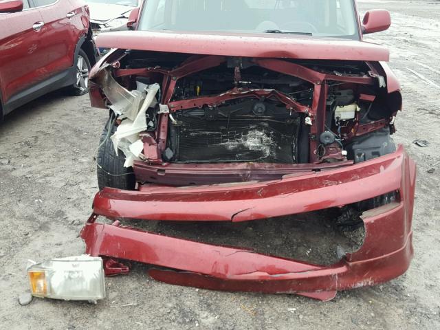 JTLKT324664084218 - 2006 TOYOTA SCION XB MAROON photo 7