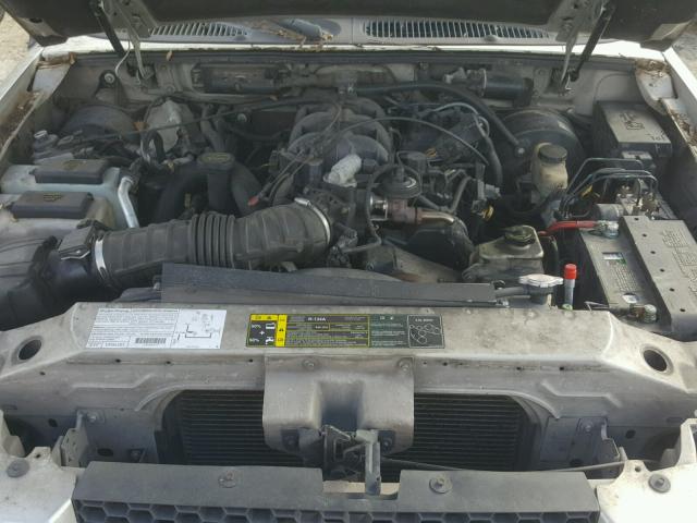 1FMYU60EX3UA63296 - 2003 FORD EXPLORER S SILVER photo 7