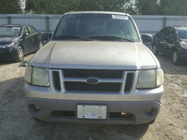 1FMYU60EX3UA63296 - 2003 FORD EXPLORER S SILVER photo 9