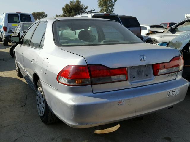 1HGCF86662A173297 - 2002 HONDA ACCORD VAL SILVER photo 3