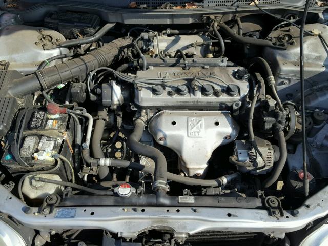 1HGCF86662A173297 - 2002 HONDA ACCORD VAL SILVER photo 7