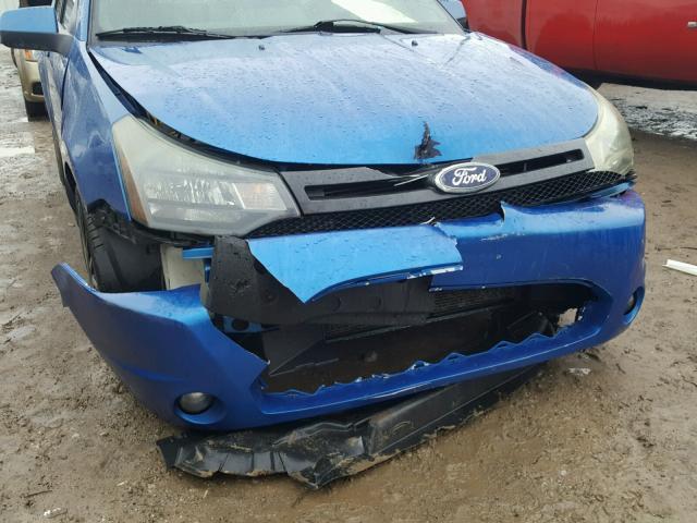 1FAHP3GN5BW113563 - 2011 FORD FOCUS SES BLUE photo 9