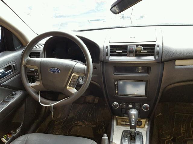 3FAHP0HA0BR267546 - 2011 FORD FUSION SE BLUE photo 9