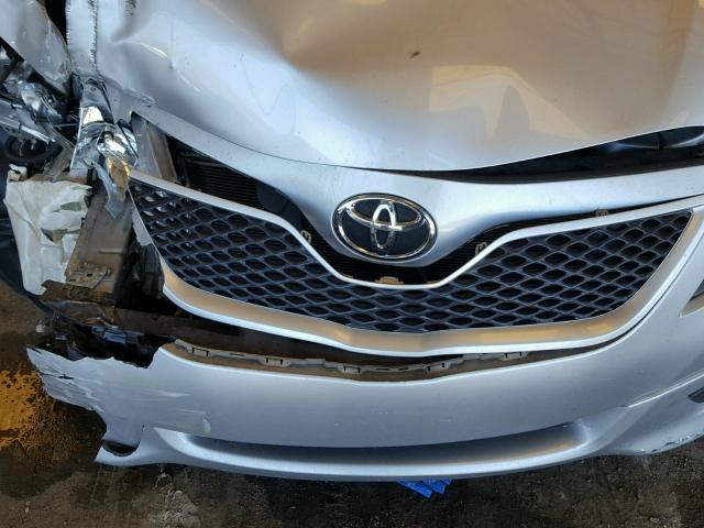 4T1BF3EK7BU771906 - 2011 TOYOTA CAMRY BASE SILVER photo 7