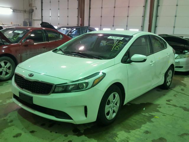 3KPFL4A76HE040574 - 2017 KIA FORTE LX WHITE photo 2