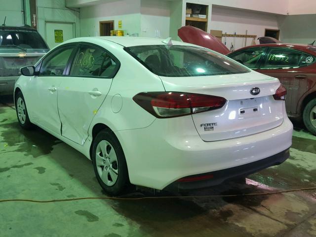 3KPFL4A76HE040574 - 2017 KIA FORTE LX WHITE photo 3