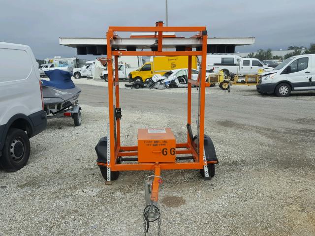 4NPU40817G5107277 - 2016 UTILITY TRAILER ORANGE photo 2