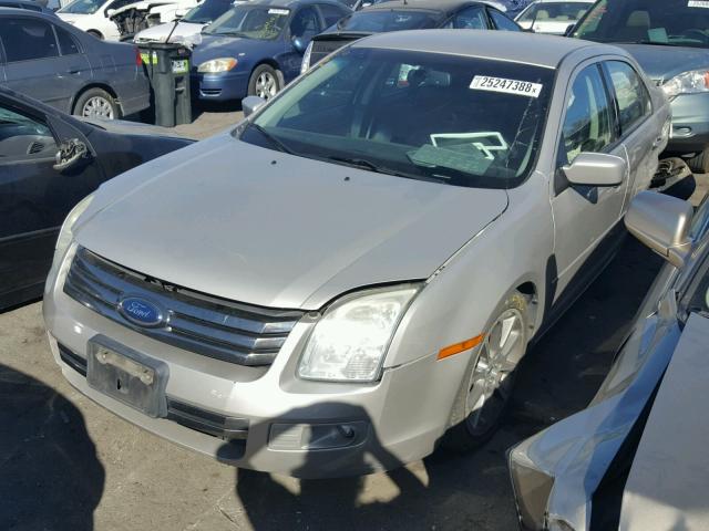 3FAHP07Z58R233585 - 2008 FORD FUSION SE SILVER photo 2