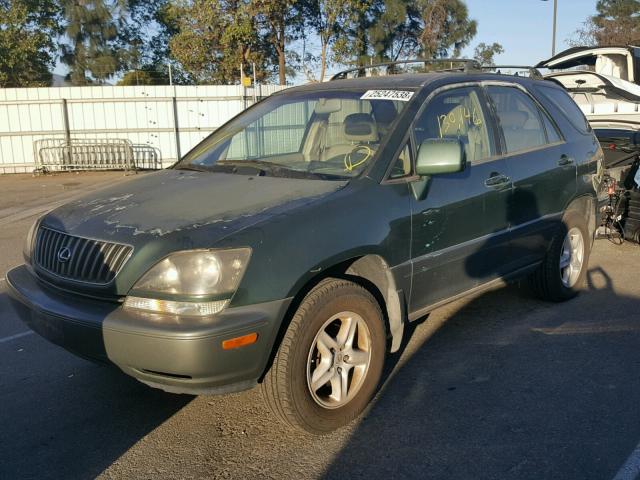 JT6HF10U9X0014992 - 1999 LEXUS RX 300 GREEN photo 2