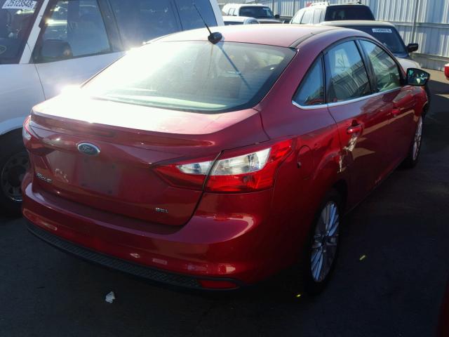 1FAHP3H29CL105232 - 2012 FORD FOCUS SEL RED photo 4