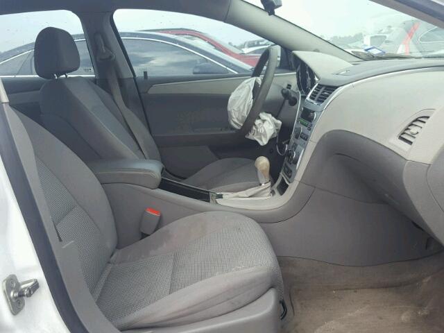 1G1ZG57B79F233464 - 2009 CHEVROLET MALIBU LS თეთრი ფოტო 5