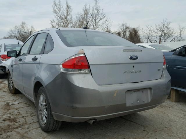 1FAHP35N08W285365 - 2008 FORD FOCUS SE GRAY photo 3