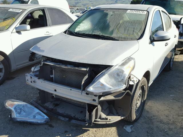 3N1CN7AP6GL911338 - 2016 NISSAN VERSA S SILVER photo 2