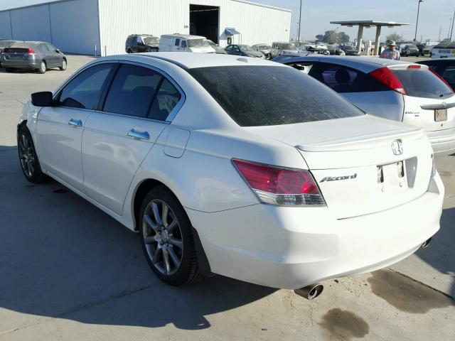 1HGCP36848A040614 - 2008 HONDA ACCORD EXL WHITE photo 3