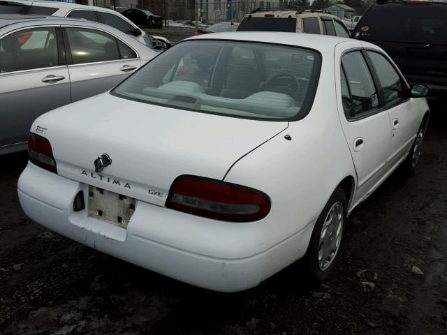 1N4BU31D6VC240679 - 1997 NISSAN ALTIMA XE WHITE photo 4