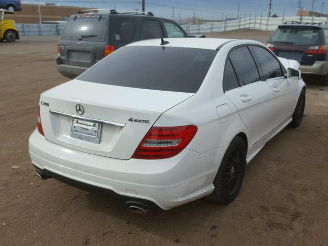 WDDGF8BB7CA663337 - 2012 MERCEDES-BENZ C 300 4MAT WHITE photo 4