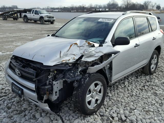 2T3BF4DV1BW085188 - 2011 TOYOTA RAV4 SILVER photo 2