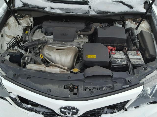 4T1BF1FK3CU567821 - 2012 TOYOTA CAMRY BASE WHITE photo 7