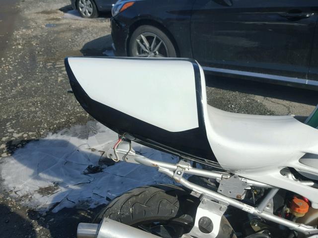 JH2PC2509PM204283 - 1993 HONDA CBR600 F2 WHITE photo 6