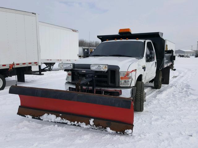 1FDAF56R28ED00140 - 2008 FORD F550 SUPER WHITE photo 2