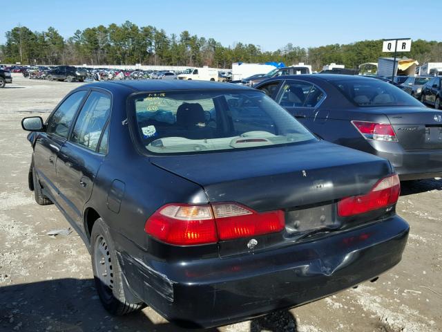 1HGCG5647YA011052 - 2000 HONDA ACCORD LX BLACK photo 3