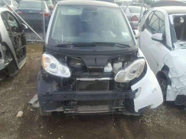 WMEEJ3BA5FK796415 - 2015 SMART FORTWO WHITE photo 7