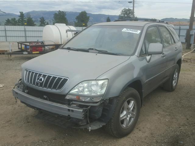 JTJHF10U510210652 - 2001 LEXUS RX 300 GRAY photo 2