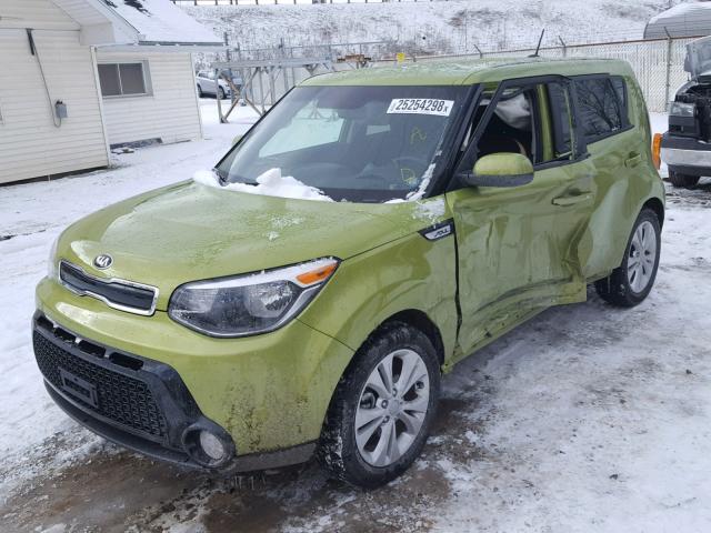 KNDJP3A54G7864479 - 2016 KIA SOUL + GREEN photo 2