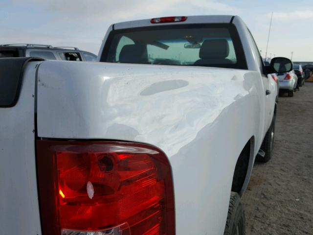 1GC0CVCGXBF204706 - 2011 CHEVROLET SILVERADO WHITE photo 9