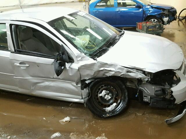 1G1AL58F387179146 - 2008 CHEVROLET COBALT LT SILVER photo 9