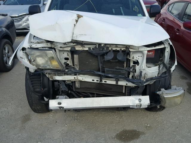 3TMKU4HN7BM028060 - 2011 TOYOTA TACOMA DOU WHITE photo 7