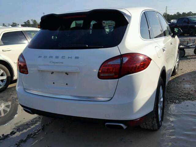 WP1AA2A28CLA00178 - 2012 PORSCHE CAYENNE WHITE photo 4