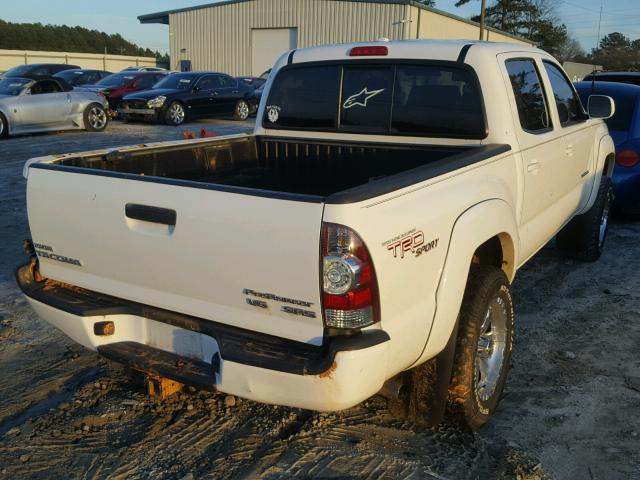 3TMJU4GN7AM102041 - 2010 TOYOTA TACOMA DOU WHITE photo 4