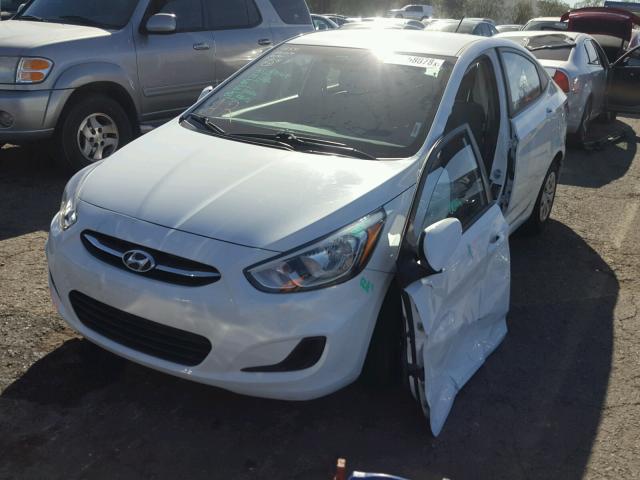 KMHCT4AE6FU884898 - 2015 HYUNDAI ACCENT GLS WHITE photo 2