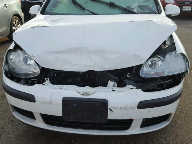 WVWAA71K49W037783 - 2009 VOLKSWAGEN RABBIT WHITE photo 9