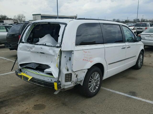 2C4RC1CG6DR815764 - 2013 CHRYSLER TOWN & COU WHITE photo 4