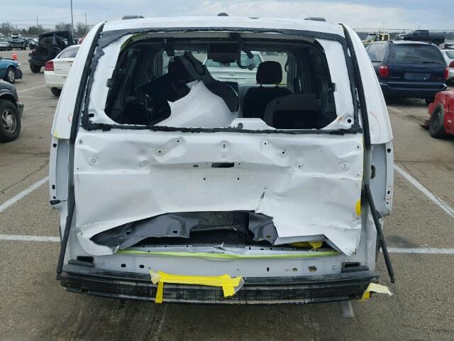 2C4RC1CG6DR815764 - 2013 CHRYSLER TOWN & COU WHITE photo 9