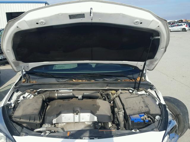 1G11B5SL1EF270015 - 2014 CHEVROLET MALIBU LS თეთრი ფოტო 7